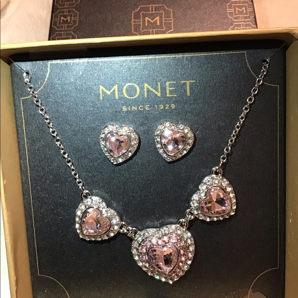 Monet Pink Stone Set.